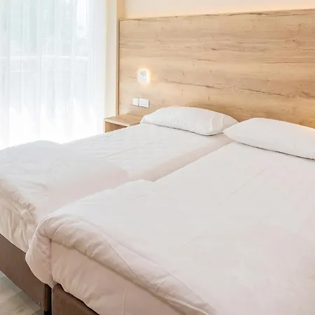 Aparthotel Parco Del 3*