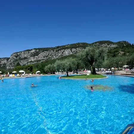 Aparthotel Parco Del 3*