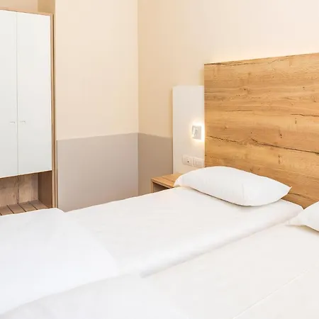 Aparthotel Parco Del 3*