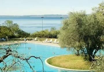 아파트호텔 Parco Del 가르다