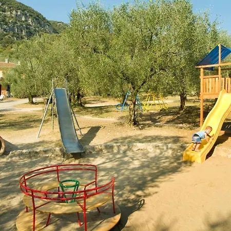Ξενοδοχείο με διαμερίσματα Parco Del